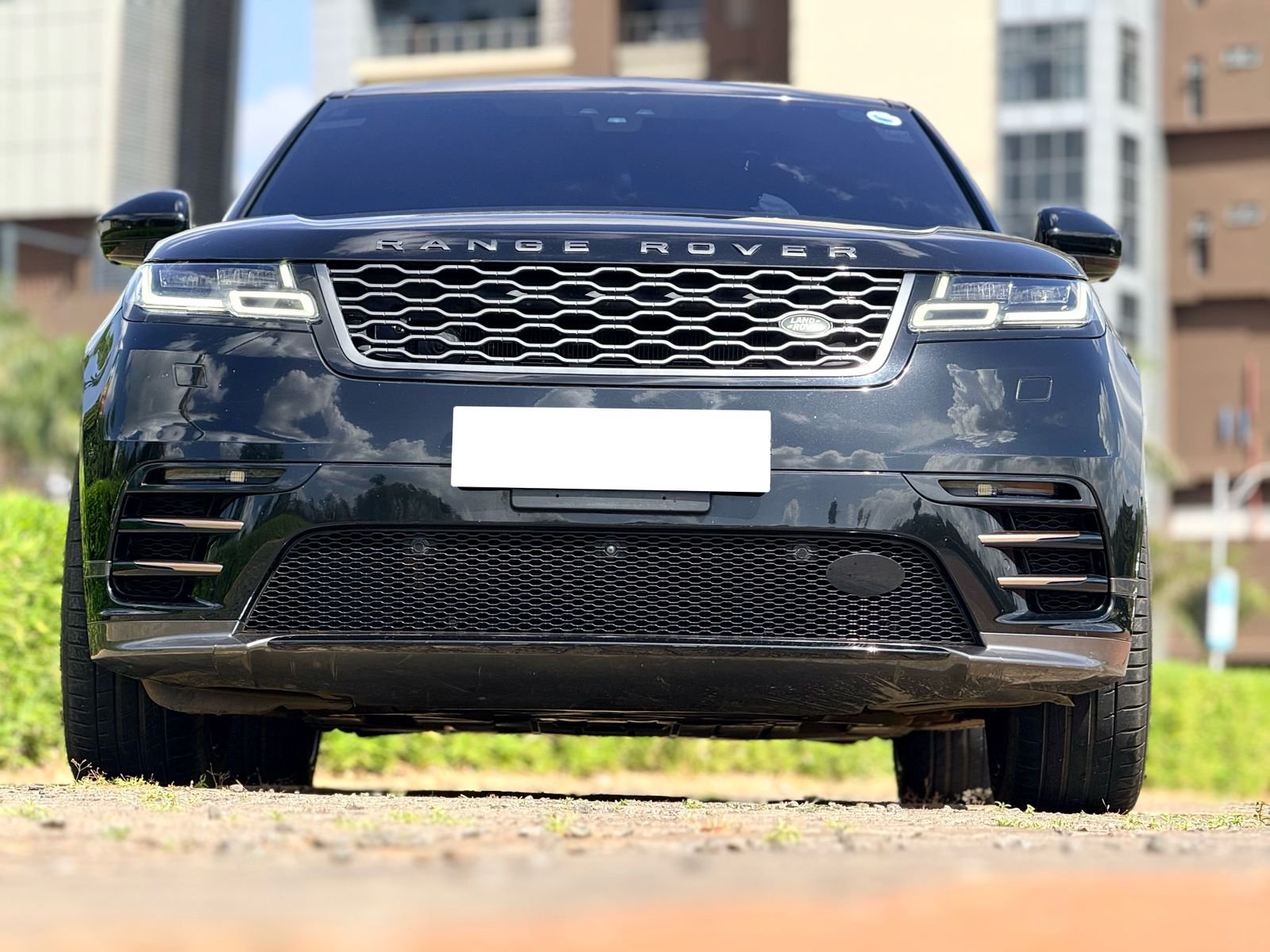 2018 RANGE ROVER VELAR D180 "S"