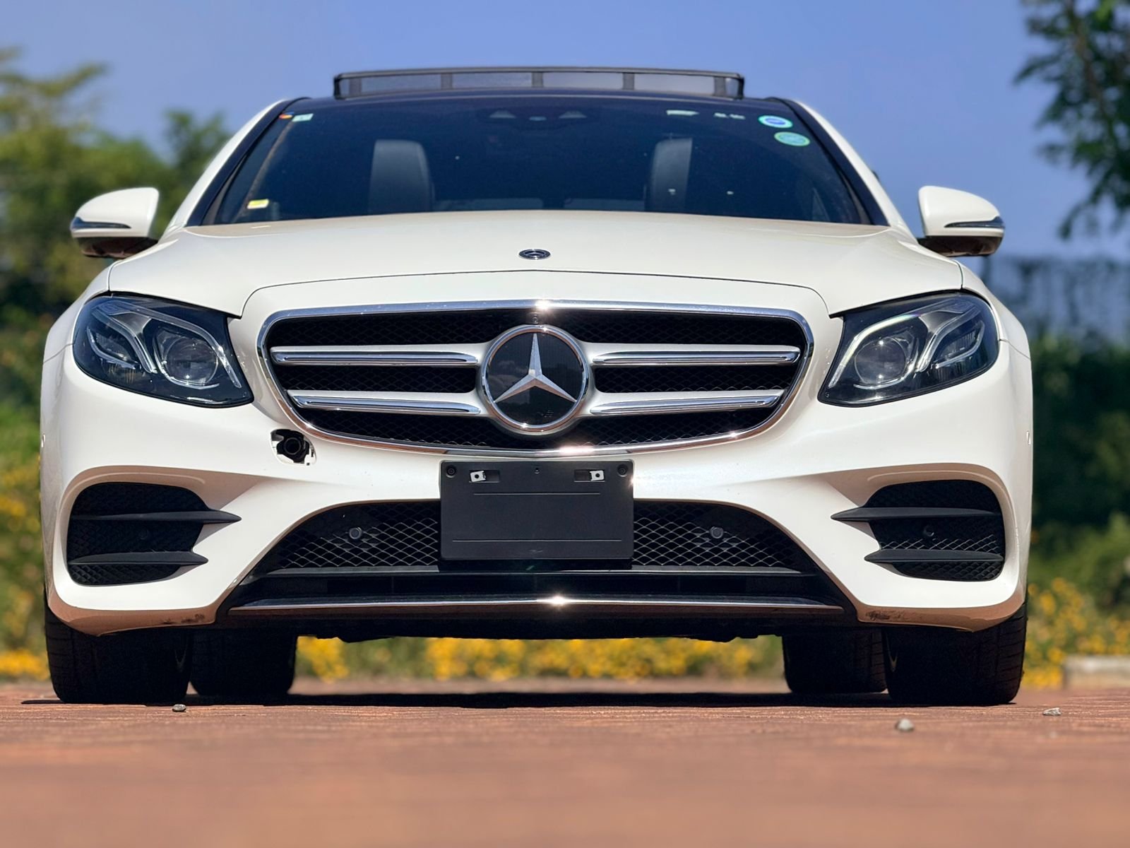 2019 MERCEDES BENZ E200 AVANTGARDE